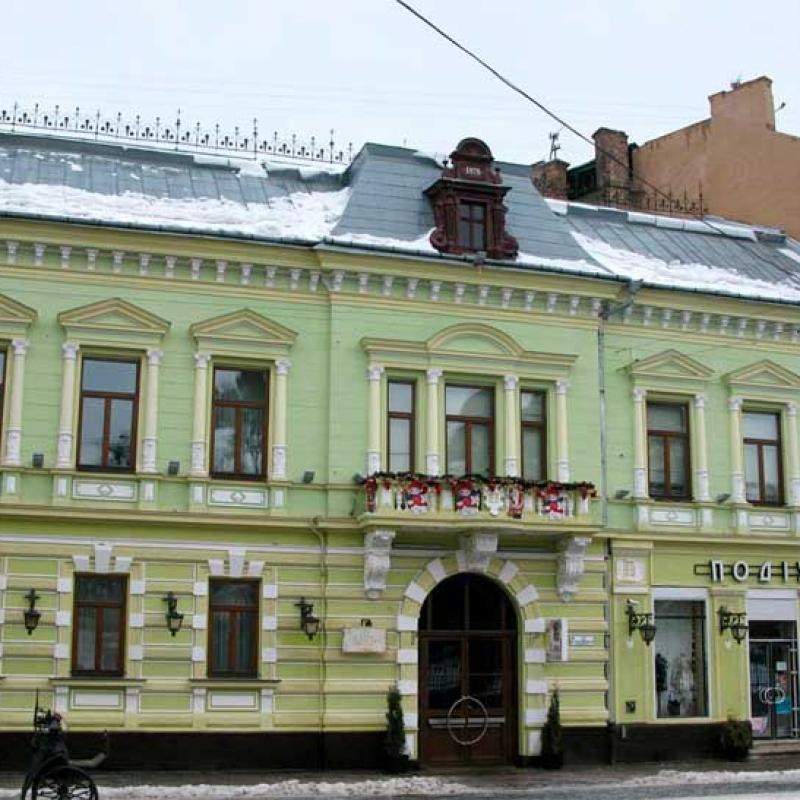 chernivtsi-vulytsia-kobylianskoi