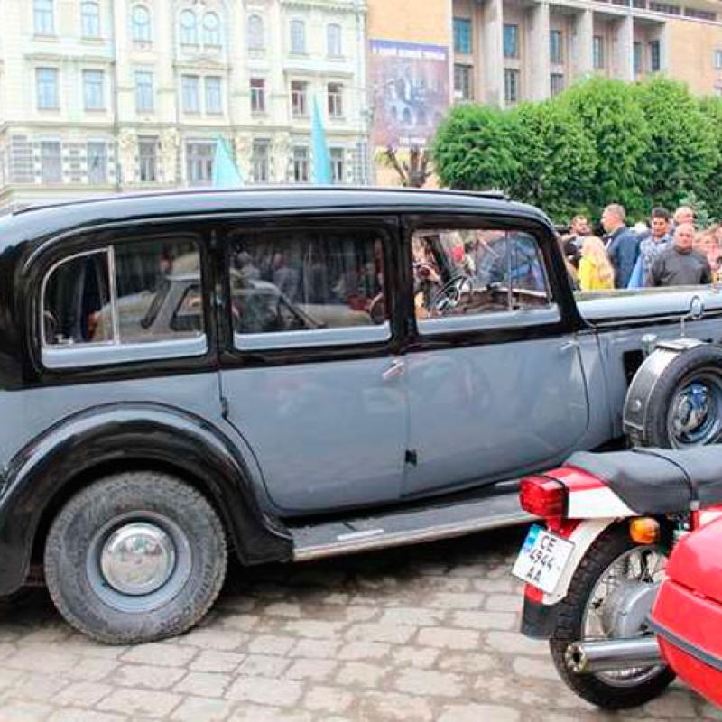 bukovina-old-car-2019