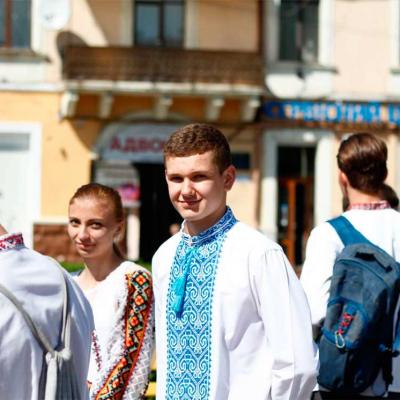 den-vyshyvanky-2017